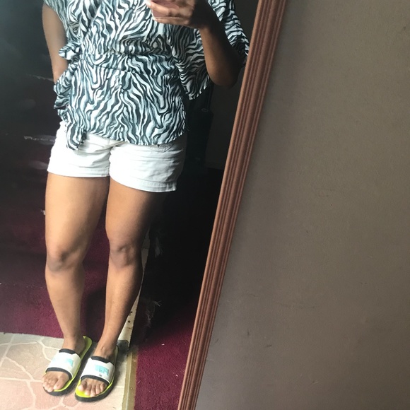 MICHELE MICHELLE Women Medium Blue Pleated Chiffon - Picture 2 of 8